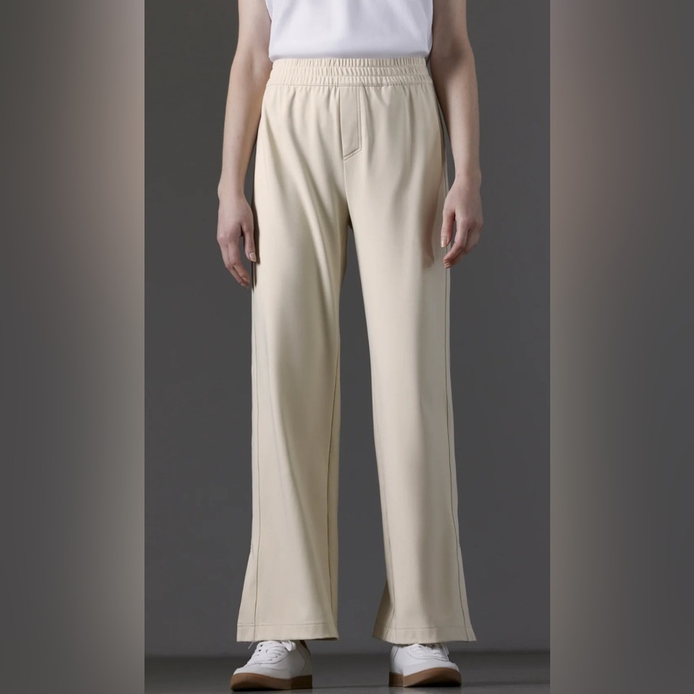 Aether Eloise Travel Pant Size‎ XS in Bone
